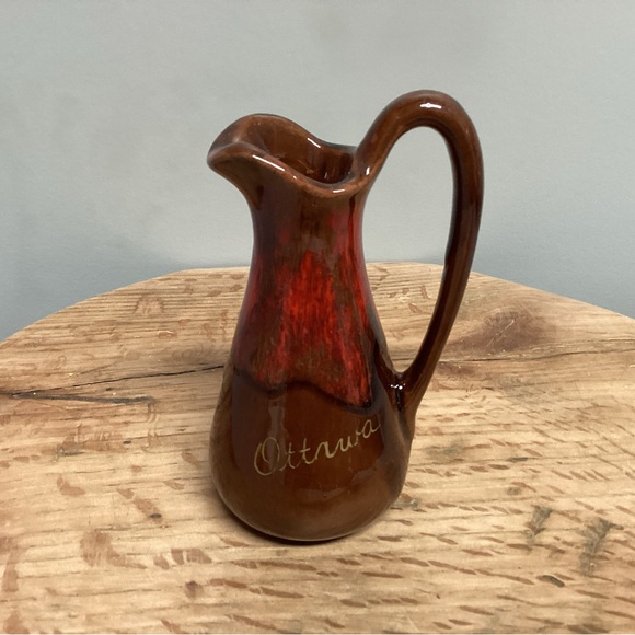Ceramic Crafted Mini Pouring Pitcher - Vase - Decor Piece - Ottawa logo - Nice - Picture 3 of 12